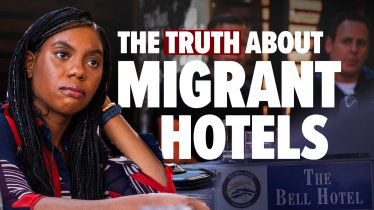 Kemi meets with parents outraged by migrant hotels